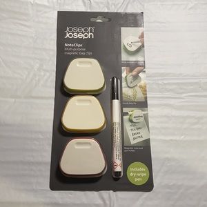 Joseph Joseph® Multi-Purpose Magnetic Clips